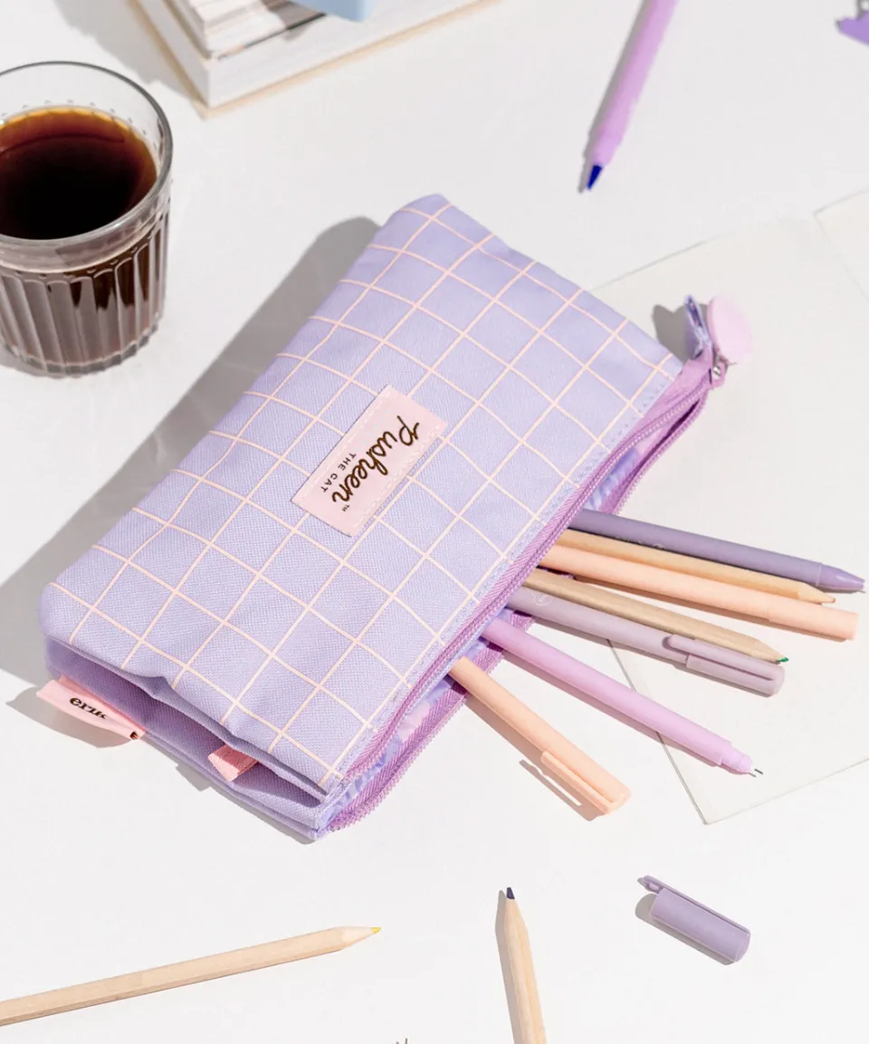 pusheen_on_break_accessory_case_4.webp Shop On Break Accessory Case Bags & Cases | Office & Tech